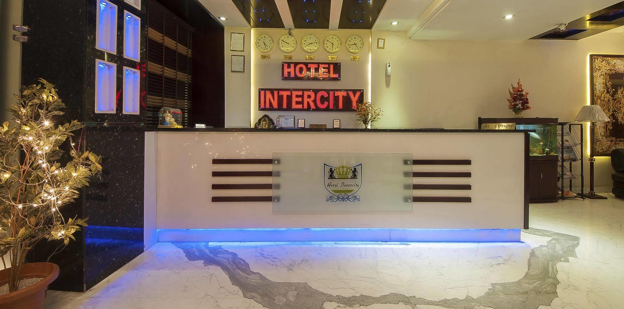 Dewdrop Intercity Hotel New Delhi Exterior photo